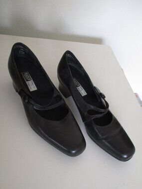 Munro American Womens Black Leather Mary Jane Pump w/1.5" Rubber Heel NWOB - 7N